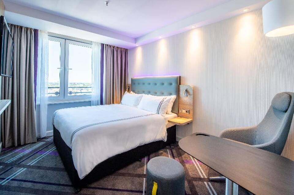 Premier Inn Köln City Süd Hotel 3