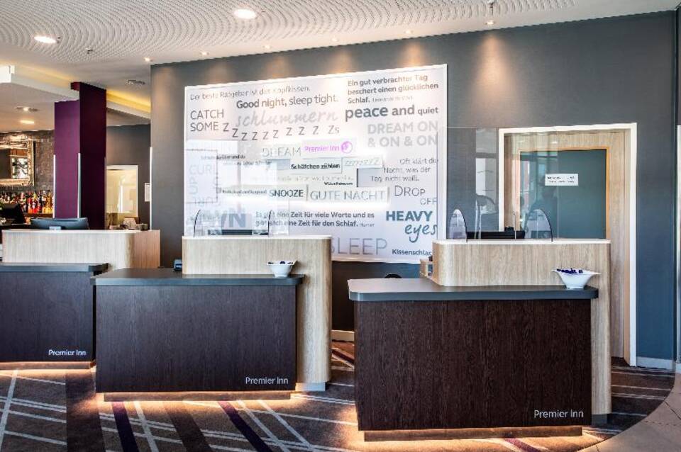 Premier Inn Köln City Süd Hotel 5