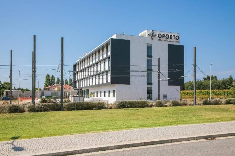 Oporto Airport & Business Hotel 3