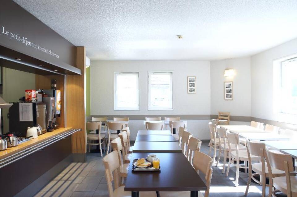 B&B HOTEL Villeneuve-Loubet Plage 2