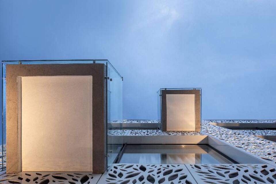 Caleway Hotel 5