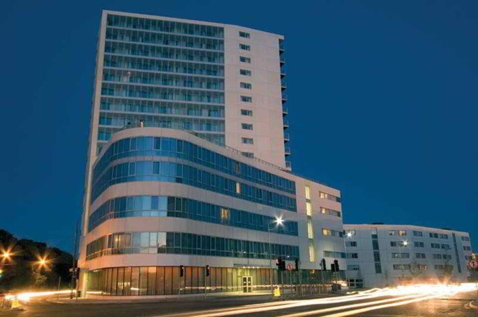 Metro Hotel Dublin Airport 1