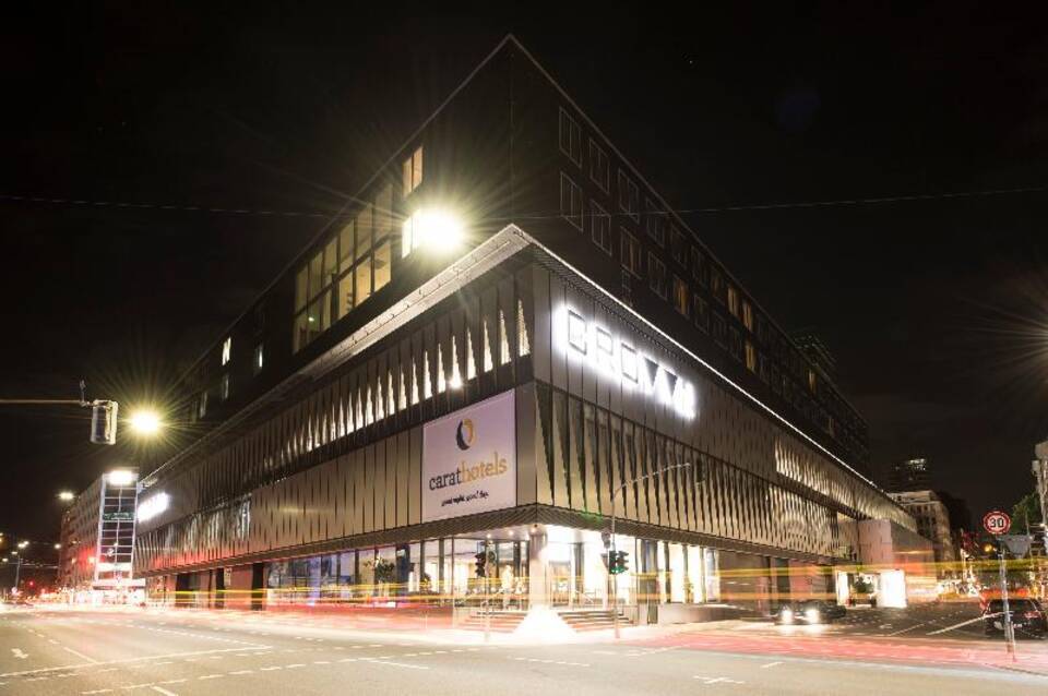 carathotel Düsseldorf City 3
