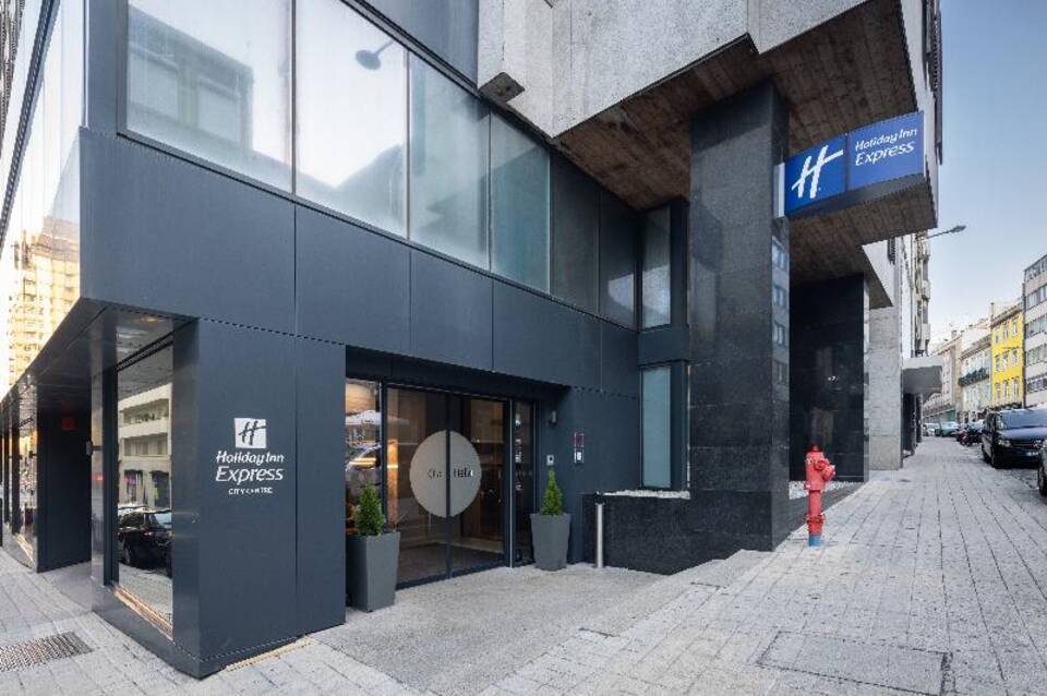 Holiday Inn Express Porto City Centre 2