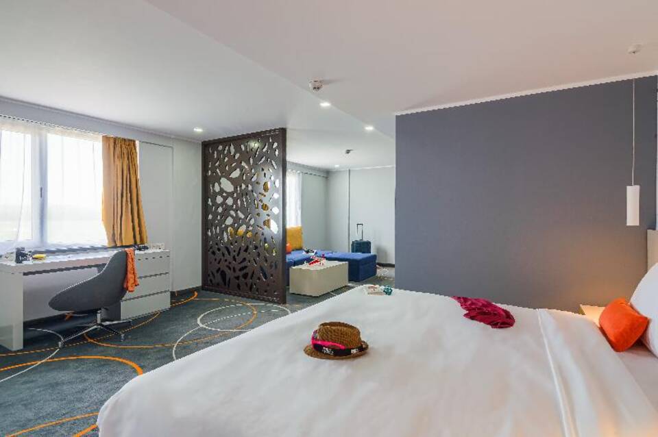 Hotel ibis Styles Bucharest Airport 4