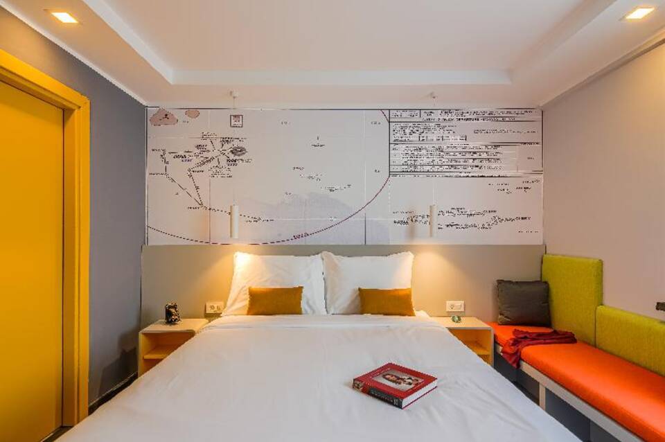 Hotel ibis Styles Bucharest Airport 5