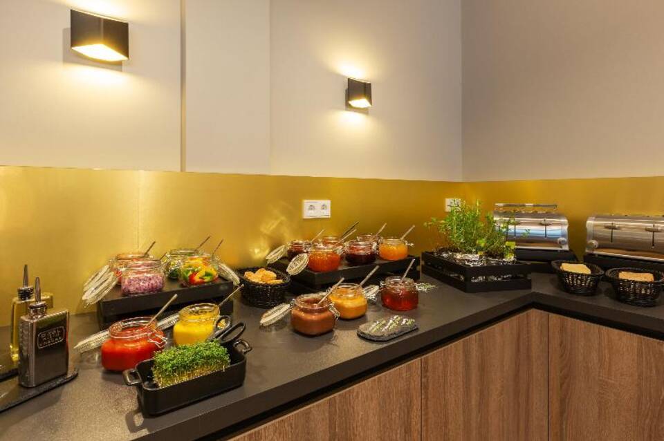 Holiday Inn - the niu, Mesh Stuttgart Messe 3