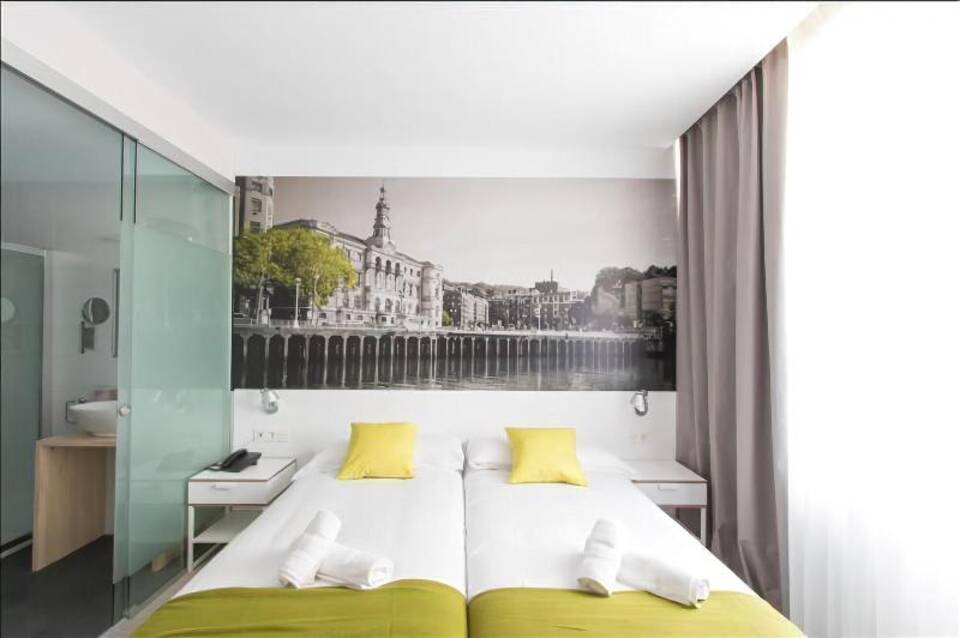 Bilbao City Rooms 5