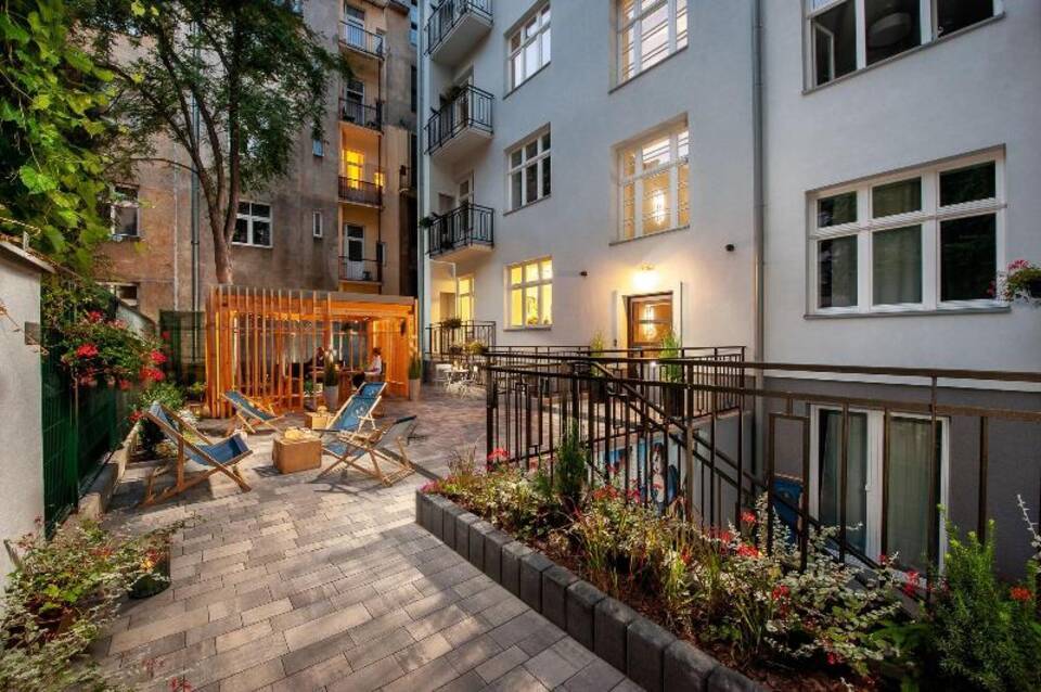 Amber Design Residence 4