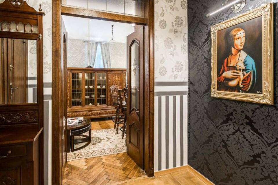 Exclusive Royal Apartments 2