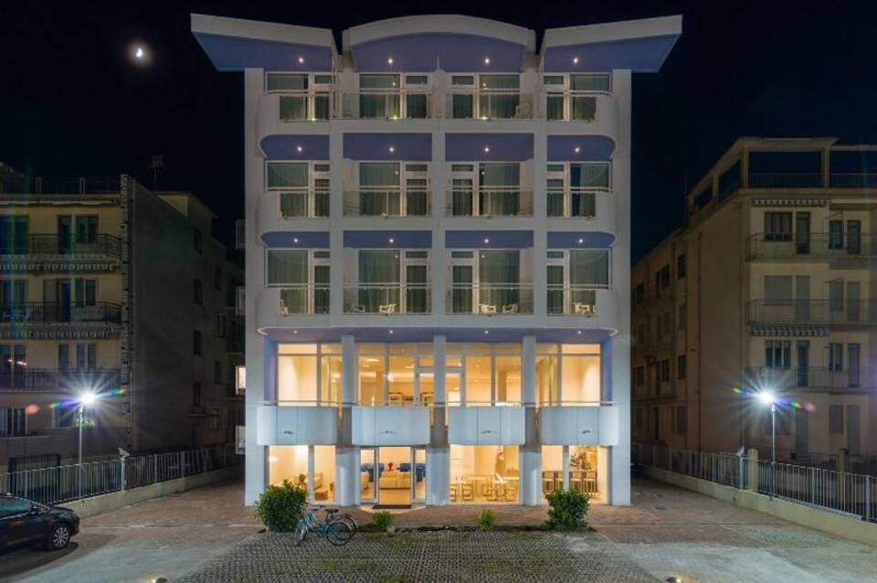 Hotel Mediterraneo 2
