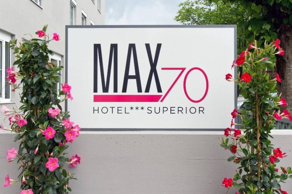 Hotel Max 70 3