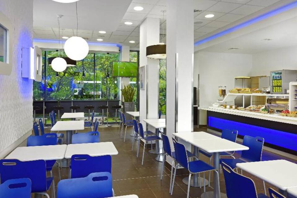 ibis budget Warszawa West Station 2