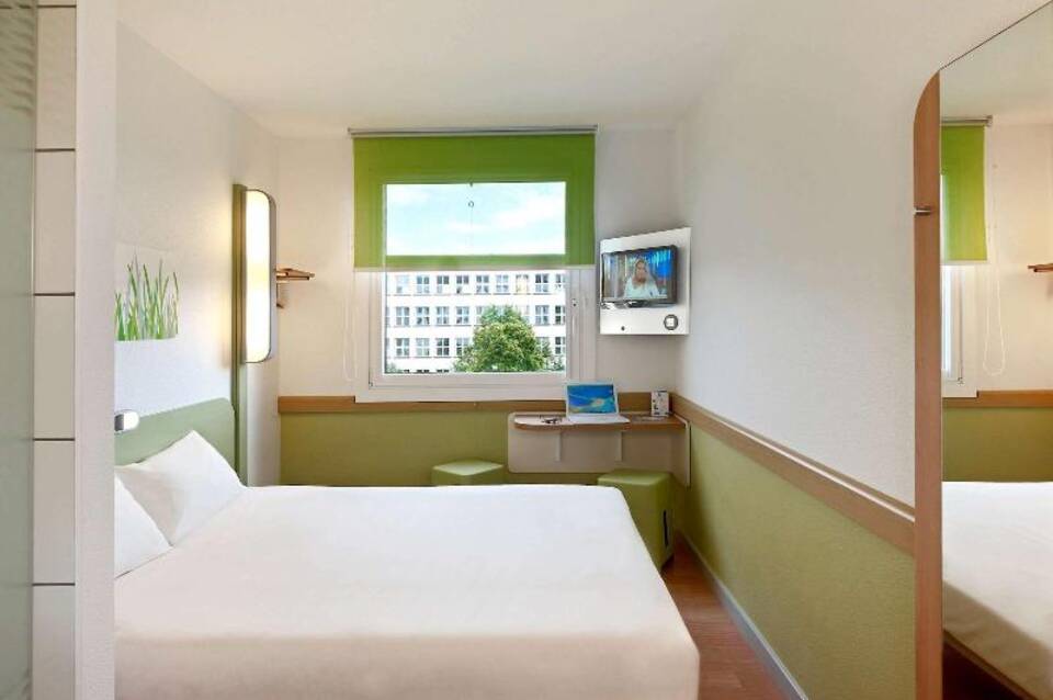 ibis budget Warszawa West Station 3