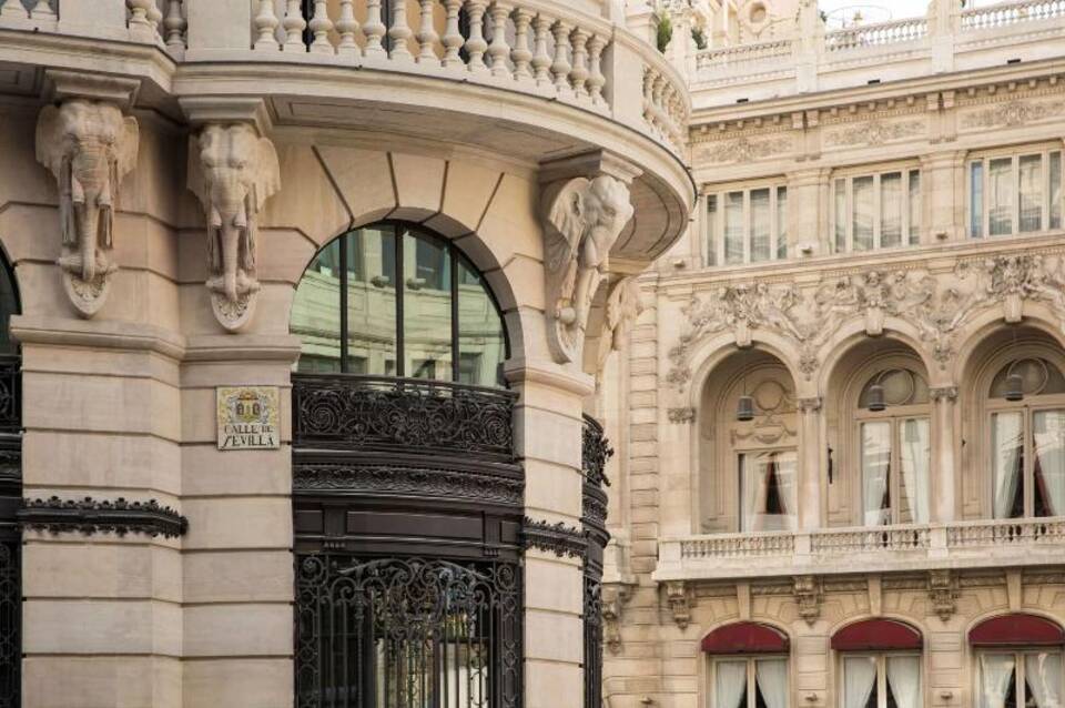 Four Seasons Hotel Madrid 5