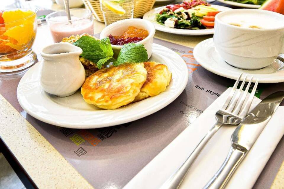 ibis Styles Warszawa West 5