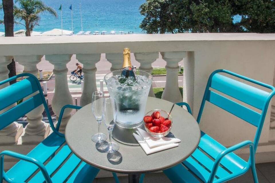 Mercure Nice Marche aux Fleurs 1