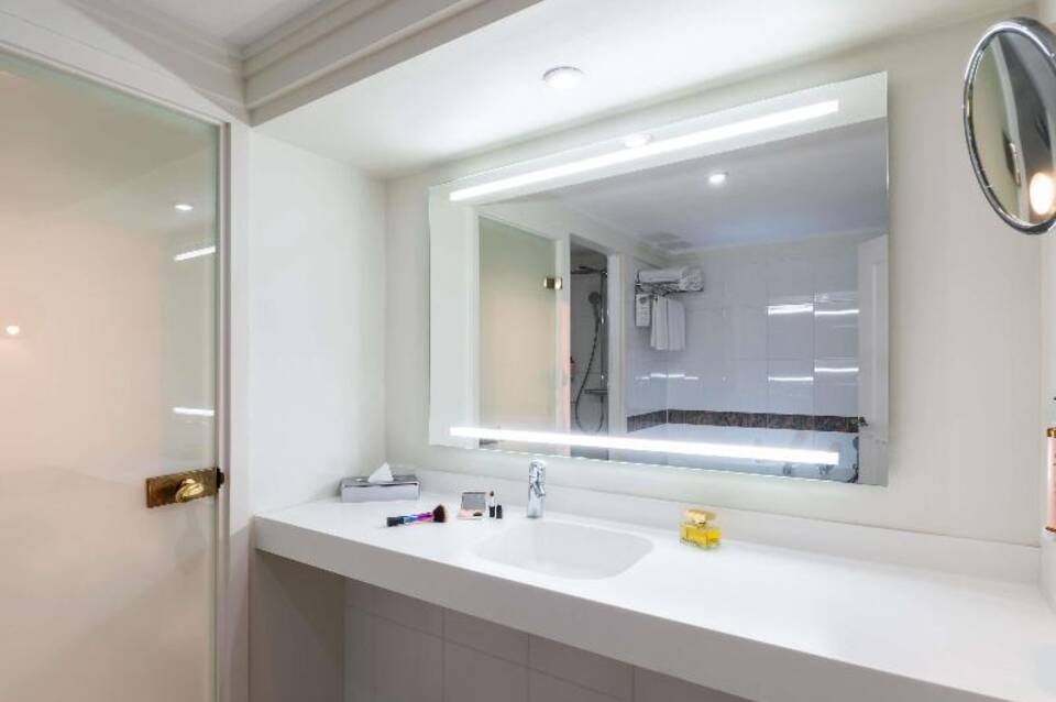 Mercure Paris CDG Airport & Convention 4
