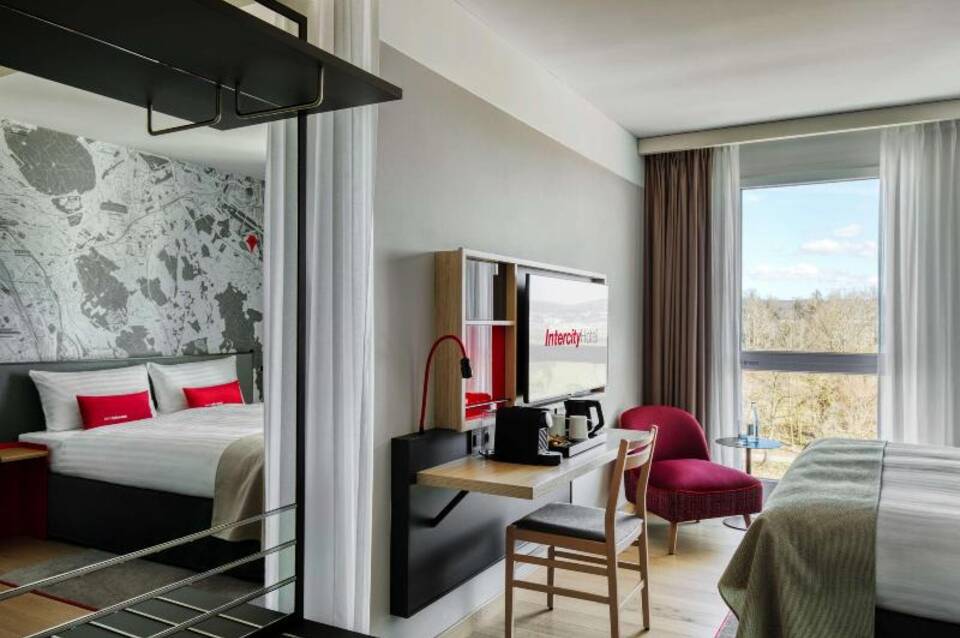 IntercityHotel Zürich Airport 1
