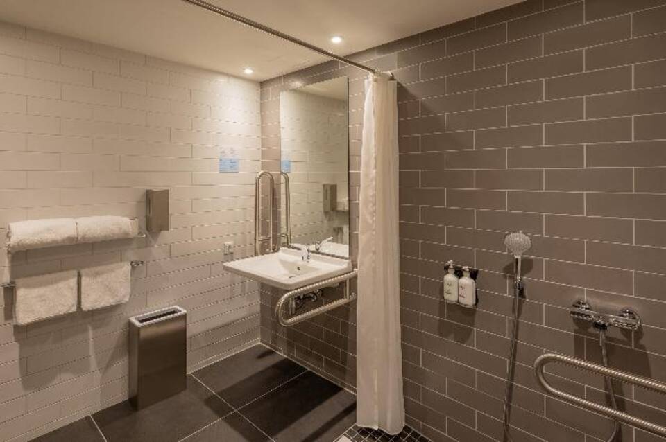 Holiday Inn Express & Suites Potsdam 4