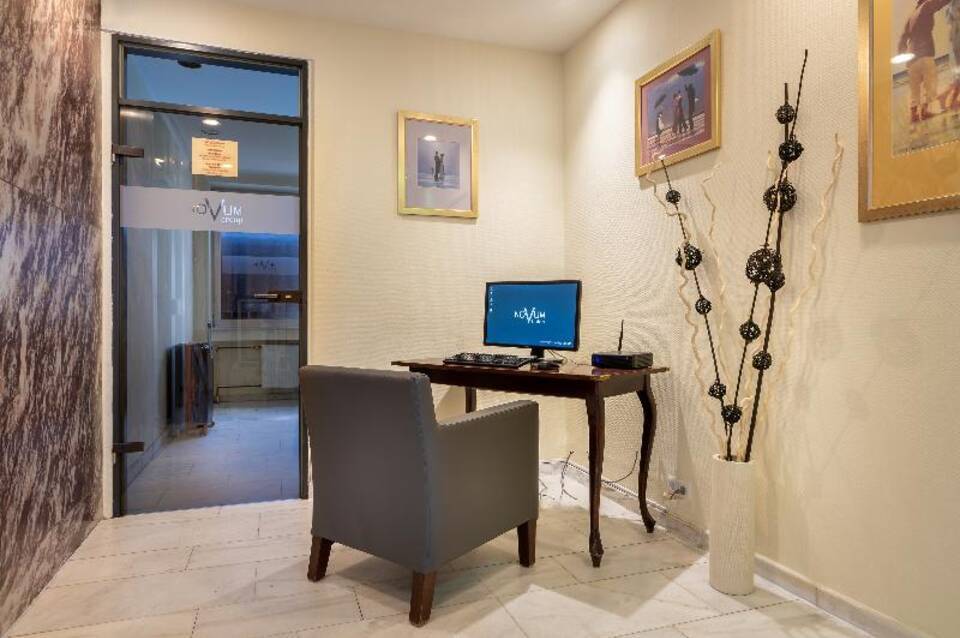 NOVUM Hotel Leonet 4