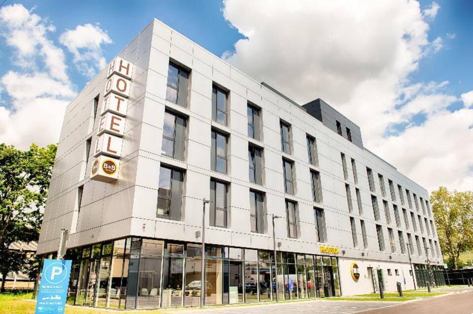 B&B HOTEL Stuttgart-Neckarhafen 1