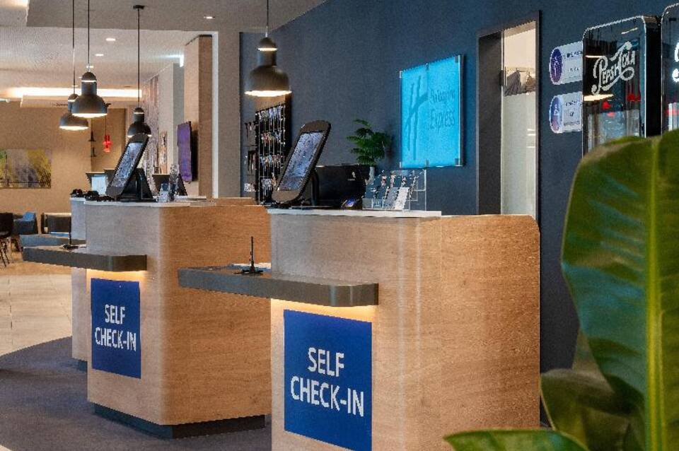 Holiday Inn Express Munich North 3