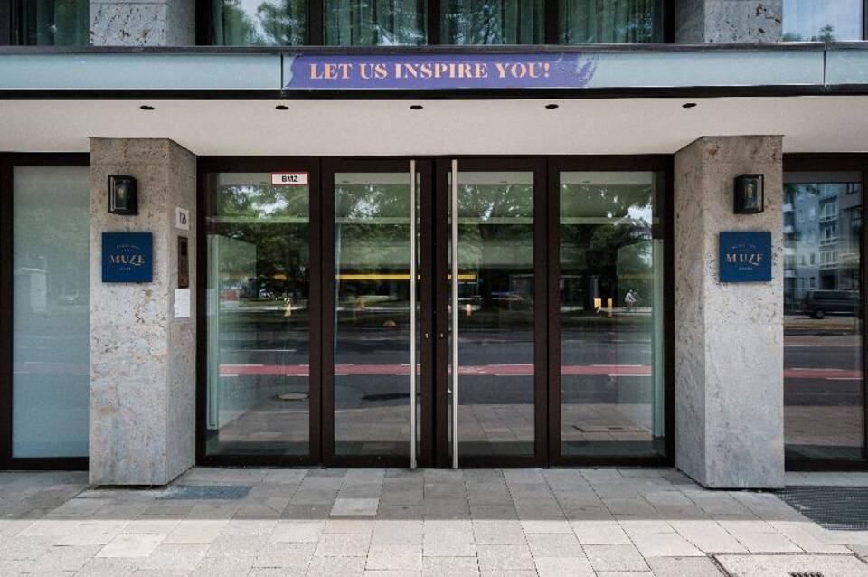 MUZE Hotel Dusseldorf - Handwritten Collection 2