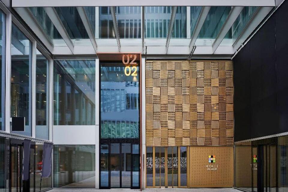 Hyatt Place Zurich Airport The Circle 2