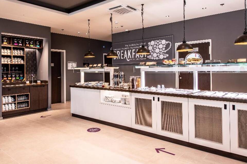 Premier Inn Stuttgart City Centre Hotel 4