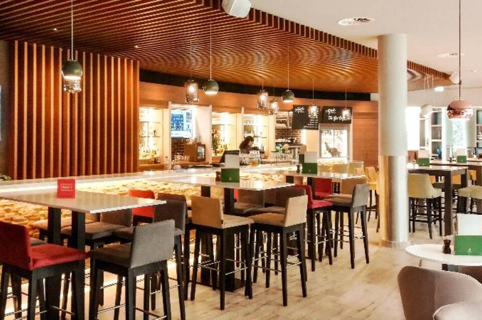 Holiday Inn Berlin Airport - Conference Centre 5