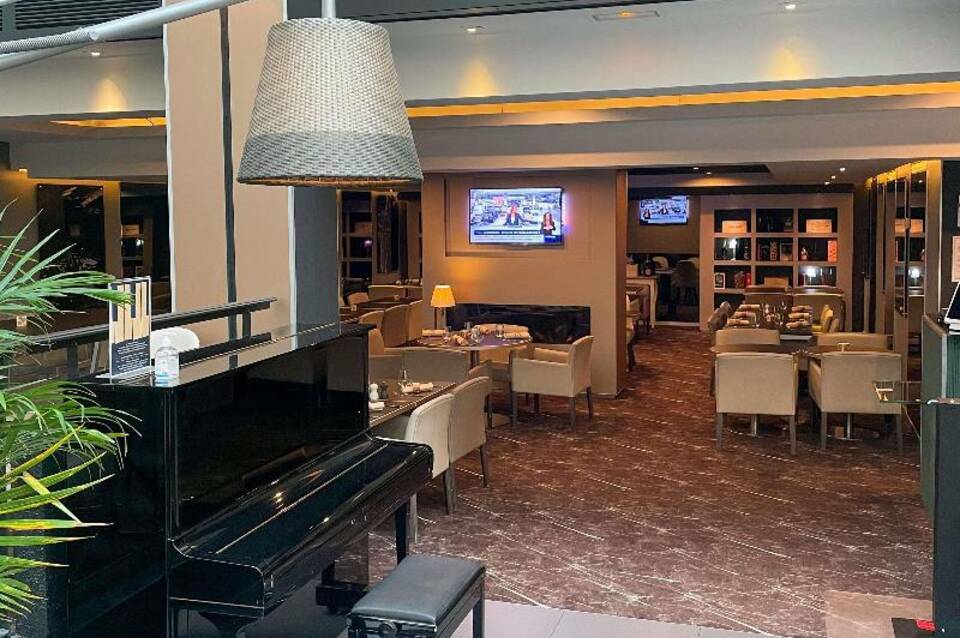 Mercure Paris Porte de Versailles Expo 3