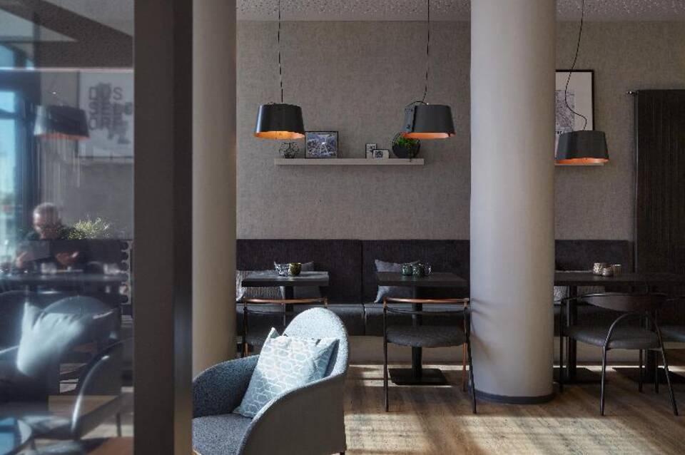 Candlewood Suites Dusseldorf Airport 2