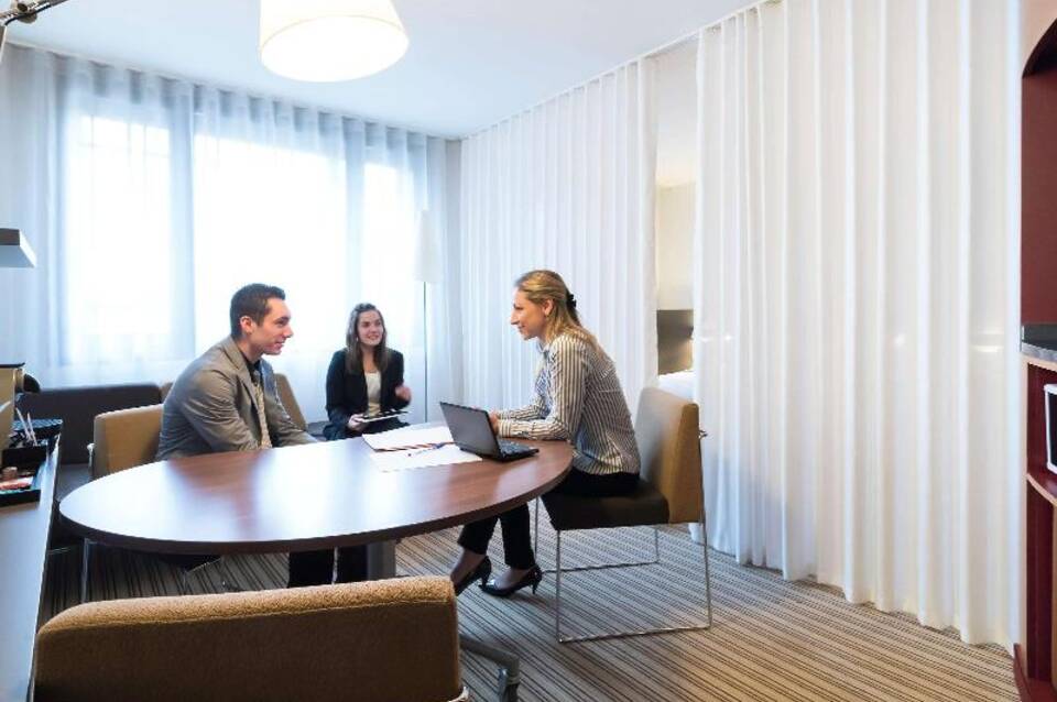 Novotel Suites Paris Montreuil Vincennes 2
