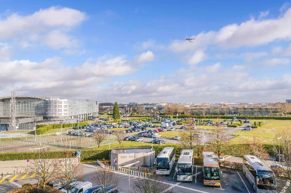Novotel Suites Paris CDG Airport Villepinte 5