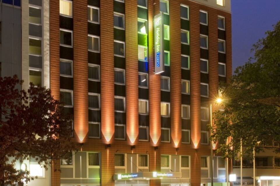 Premier Inn Berlin City Centre Hotel 1