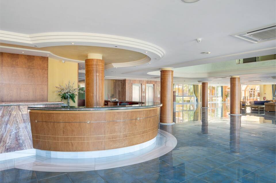 Aparthotel Can Picafort Palace 1