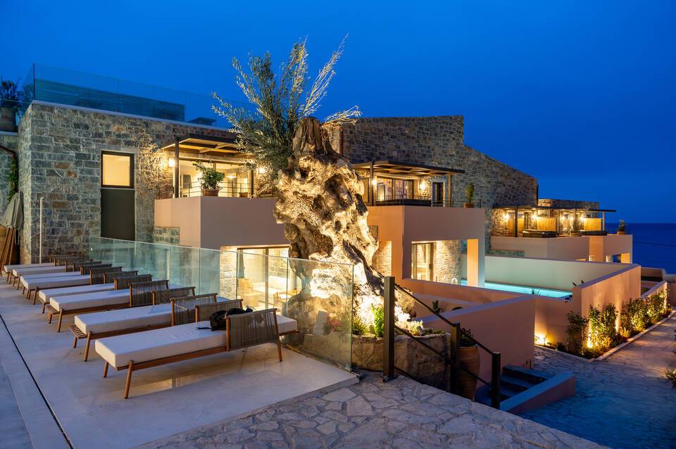 Volta Seaside Boutique Hotel 5