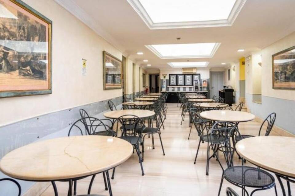 Hotel Center 2 1