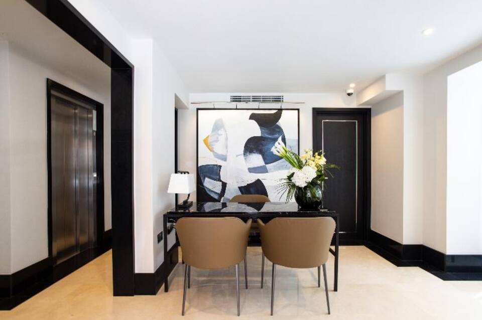 15 Basil Street 3