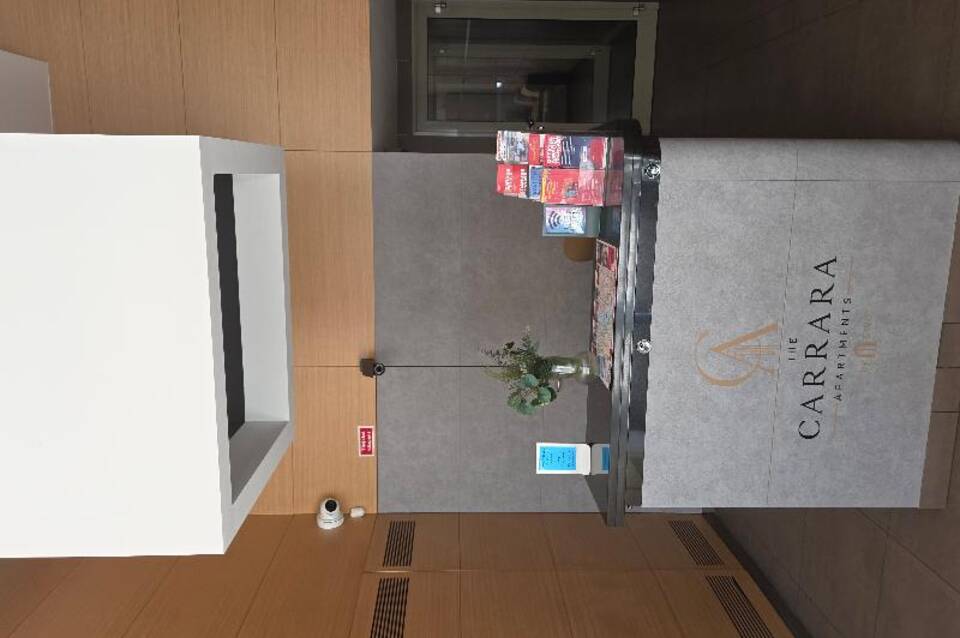 Smart Carrara Apartments 3