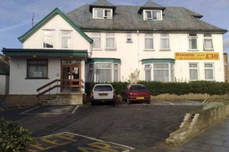 OYO Central Hotel Golders Green 1