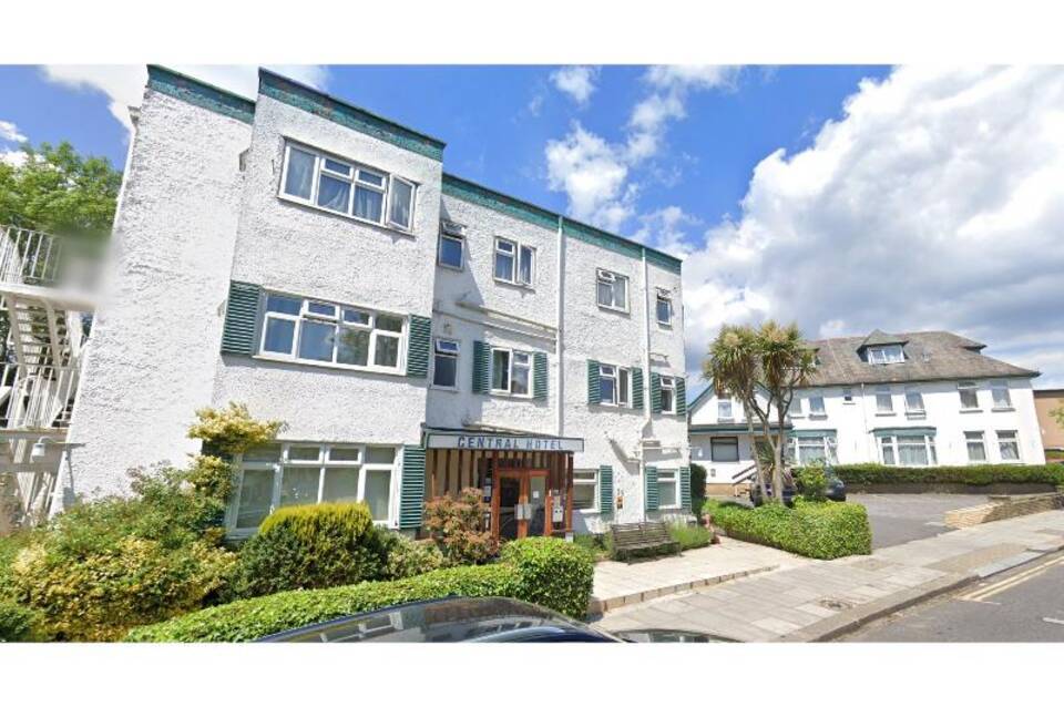 OYO Central Hotel Golders Green 2