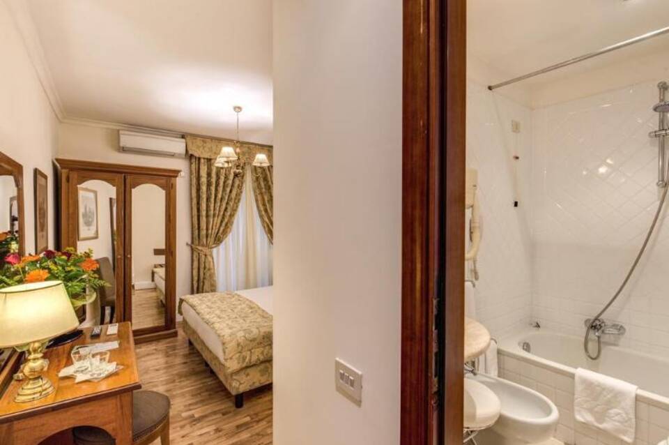 Hotel Cortina Rome 4