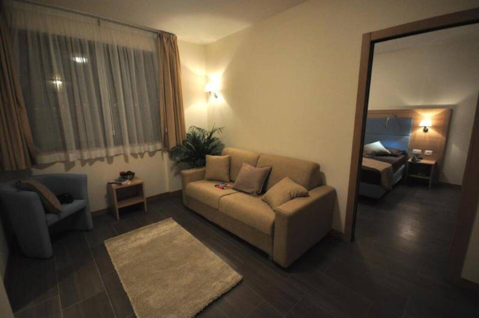 Hotel 325 Tor Vergata 3