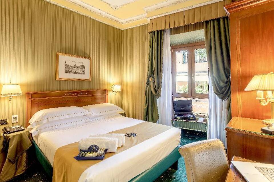 Hotel Manfredi 5