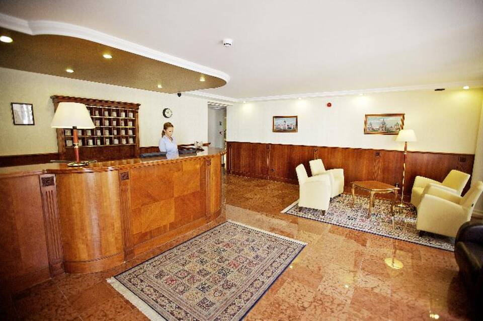 Gold Hotel Apartments 4