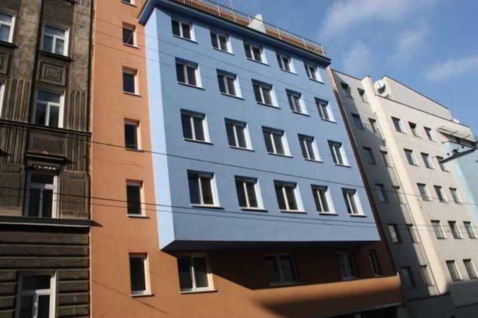 Royal Living Apartments 1
