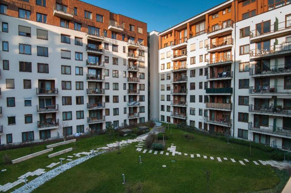 Corvin Center Suites 3