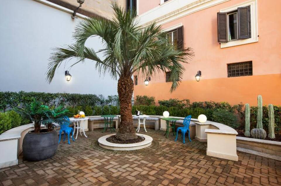 Palm Suites 4